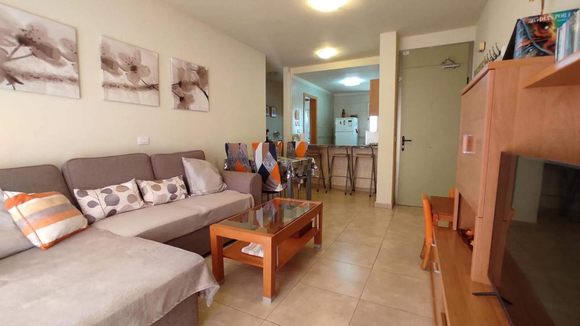 아파트 Atico-Apartamento, El Medano, Zona Surf, Terrazas, Vistas, Trastero Y Garaje 스페인